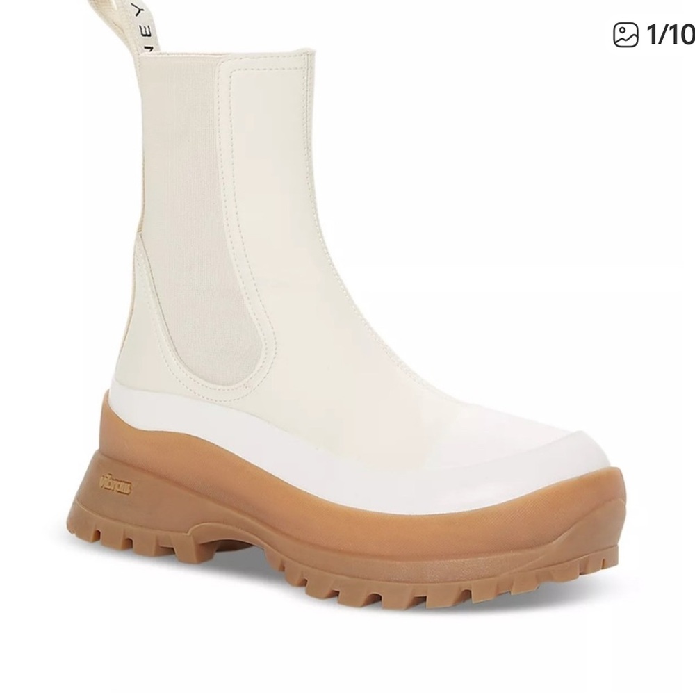 Stella McCartney Stretch Bootie in Cream. Size 38